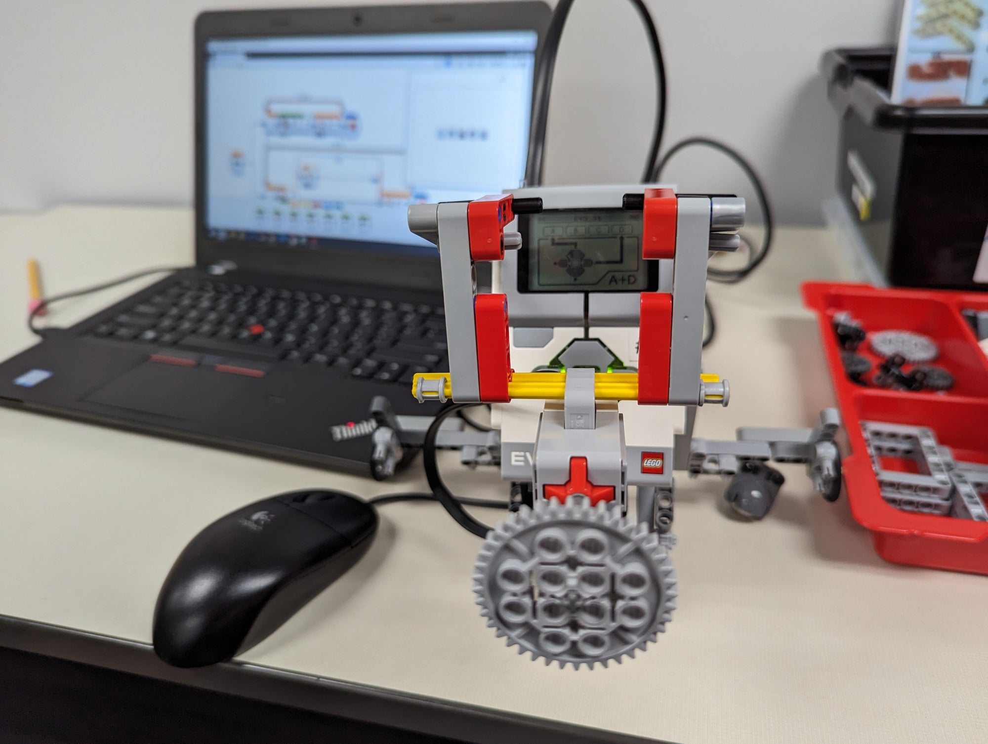 Bio Bots 2023-5.jpg__PID:8b94e30d-cb8b-4120-8aa4-51ed8f5e812b